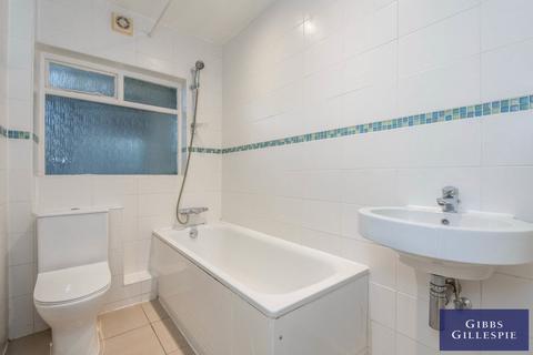 2 bedroom flat to rent, Rickmansworth Road, Pinner, HA5