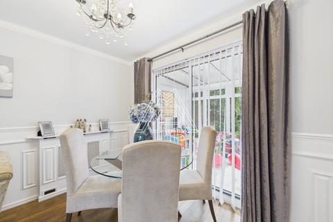 34 Juniper Drive, South Ockendon, RM15 6TW