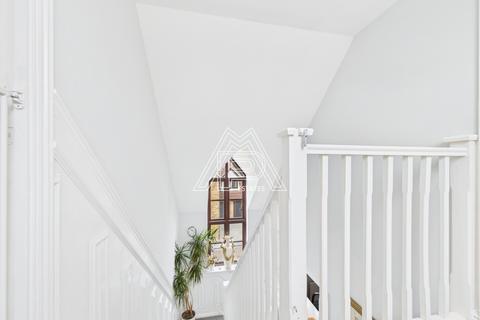34 Juniper Drive, South Ockendon, RM15 6TW
