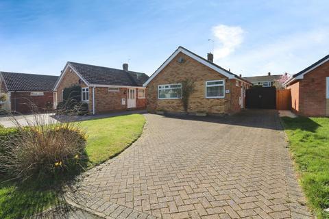 2 bedroom detached bungalow for sale, Falstaff Drive, Rugby, CV22