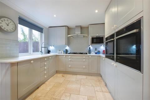 15 Bridge Place, Aylesford, ME20 7JJ