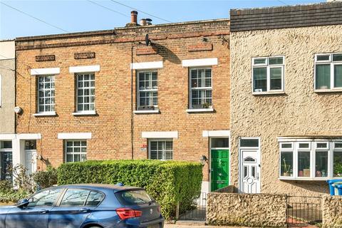 9 Yalding Road, London, SE16 3SS