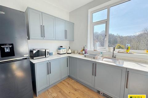 3 bedroom apartment for sale, Alexandra Road, Buxton