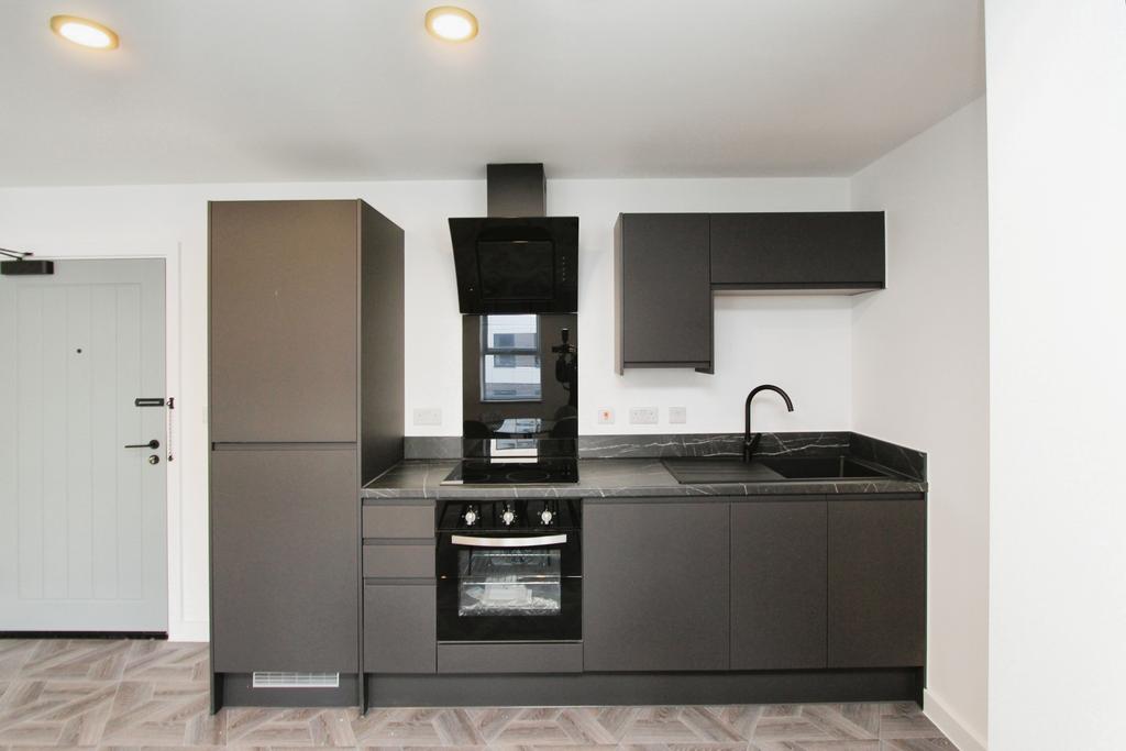 Apartment in Broxtowe, Nottinghamshire - View 3