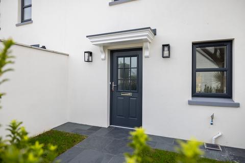 4 bedroom semi-detached house for sale, La Rue De Samares, St. Clement, Jersey