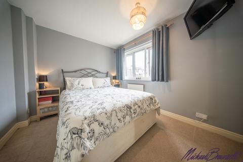 11 Tannerbrook Close, Clayton, Bradford, BD14 6NJ