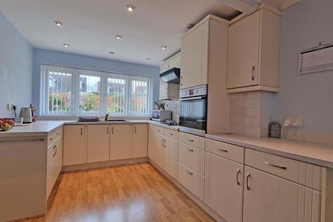 3 bedroom detached bungalow for sale, Alcester Road, Hollywood, Birmingham