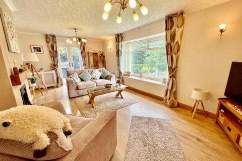 3 bedroom detached bungalow for sale, Dol-y-Bont SY24
