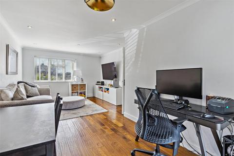 50 Julia Gate, Stevenage, SG2 7QT