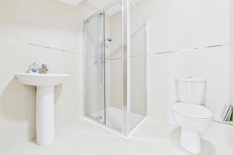 5 bedroom detached house for sale, Two-generation Home In A Beautiful Country Location With An Equine Field.