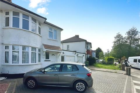 3 bedroom semi-detached house to rent, Harvey Road, Whitton, Hounslow, TW4