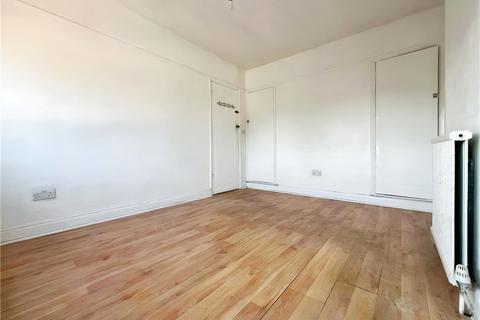 3 bedroom semi-detached house to rent, Harvey Road, Whitton, Hounslow, TW4