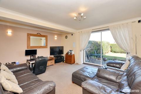 59 Ashbourne Avenue, Runcorn, WA7 4YQ