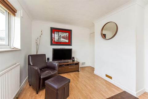 49 Evingar Road, Whitchurch, RG28 7EU