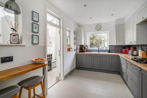 13 Overdale Road, London, W5 4TU