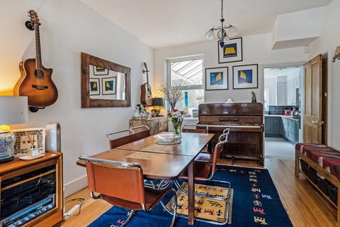 13 Overdale Road, London, W5 4TU