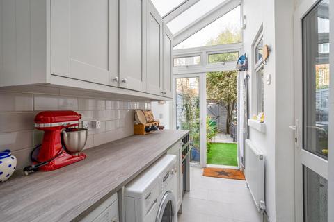 13 Overdale Road, London, W5 4TU