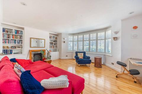 3 bedroom semi-detached house for sale, Whitchurch Gardens,, Edgware, HA8