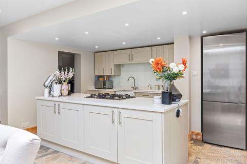 4 bedroom semi-detached house for sale, New Town, Crawley RH10