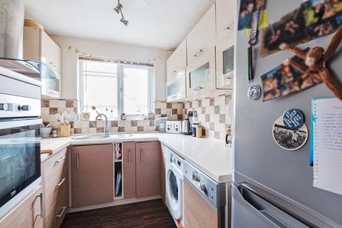 2 bedroom apartment to rent, Sheppard Drive Bermondsey SE16