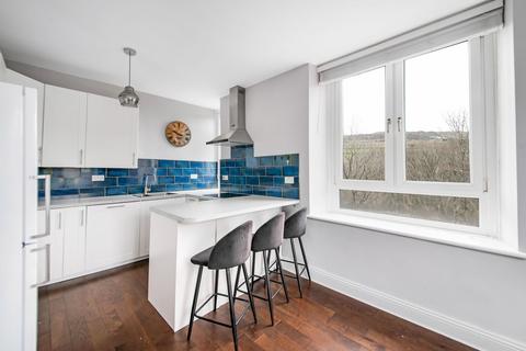 2 bedroom apartment for sale, Woodhead Road, Holmbridge, HD9