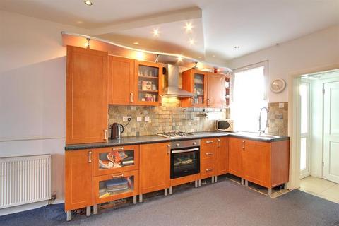 2 bedroom end of terrace house for sale, College Road, HA3 6EB