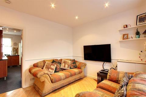 2 bedroom end of terrace house for sale, College Road, HA3 6EB