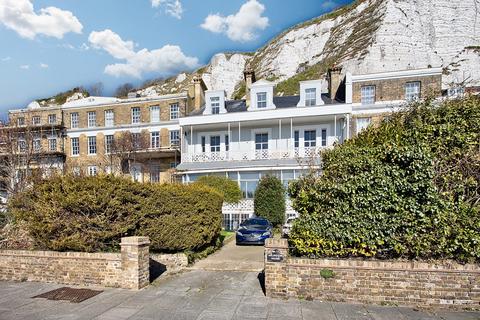 undefined, East Cliff, Dover, Kent, CT16