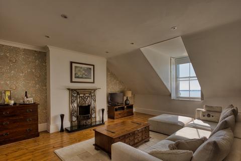 undefined, East Cliff, Dover, Kent, CT16