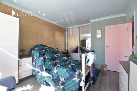 2 bedroom maisonette for sale, Alton Road, Clacton-on-Sea, Essex, CO15 1LB