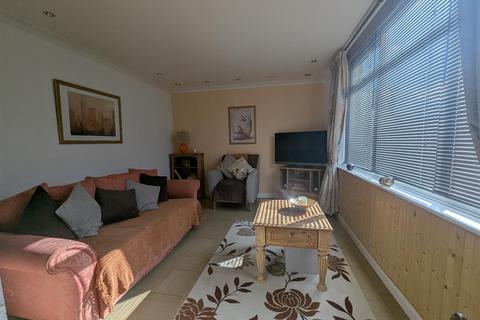 1 Hexham Way, Darlington, DL3 9UY