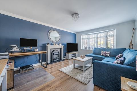 26 Benning Way, Wokingham, RG40 1XX