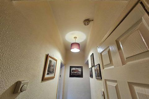 undefined, Leeds LS11