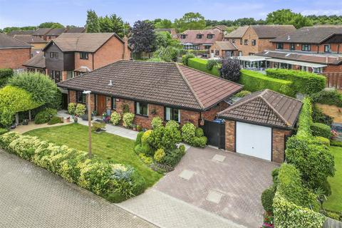25 Barkestone Close, Emerson Valley, Milton Keynes, MK4 2AT