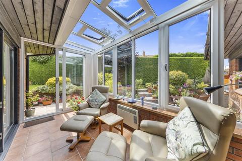 25 Barkestone Close, Emerson Valley, Milton Keynes, MK4 2AT