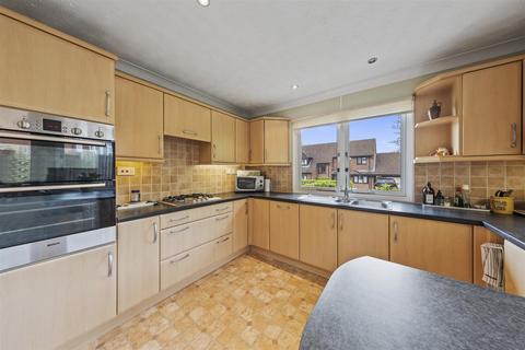 25 Barkestone Close, Emerson Valley, Milton Keynes, MK4 2AT