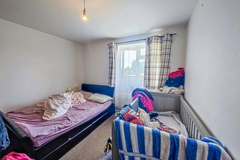 2 bedroom flat for sale, 43, Whernside Close, Thamesmead, SE28