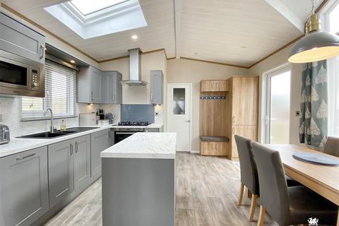 3 bedroom park home for sale, Newgale, Haverfordwest