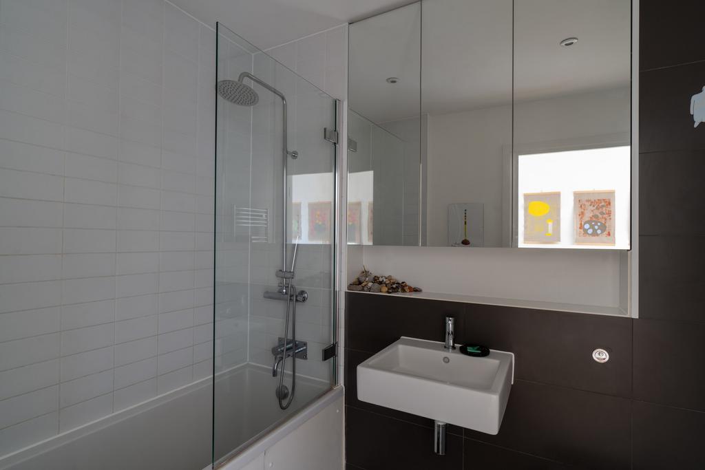 271233 - Flat22 17 Daley Street London High Res-29.jpg
