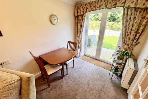 2 bedroom retirement property for sale, Union Road, Shirley, Solihull