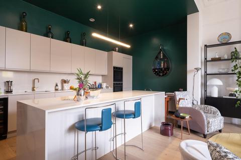 2 bedroom flat for sale, Tetbury, Gloucestershire, GL8