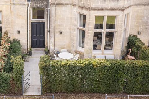 2 bedroom flat for sale, Tetbury, Gloucestershire, GL8
