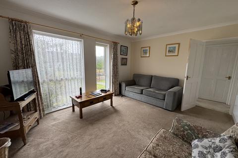 2 bedroom semi-detached bungalow to rent, Polwithen Drive, Carbis Bay TR26