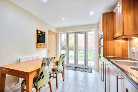 19 Bramwell Drive, Bramcote, Nottingham, NG9 3ST