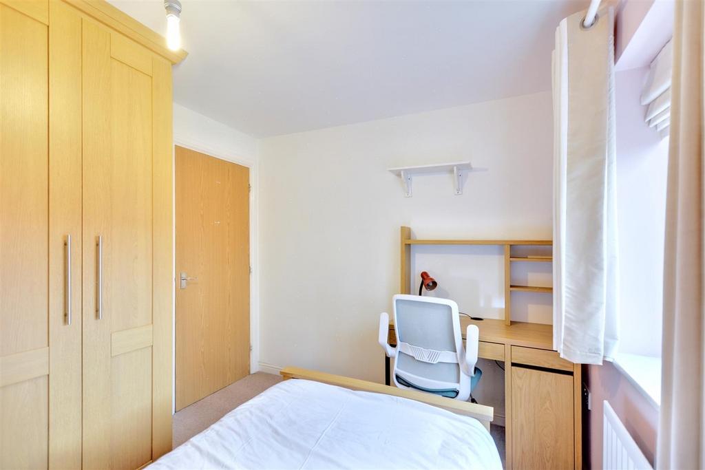 Bedroom 5 2.jpeg
