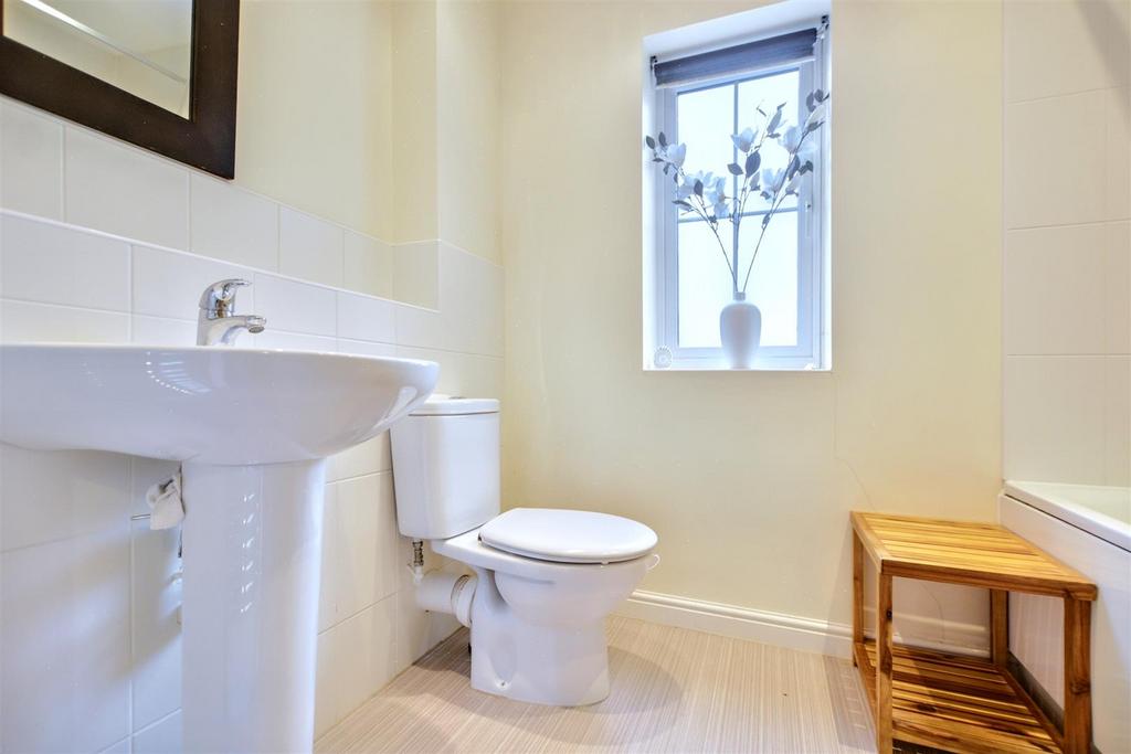Bathroom.jpeg