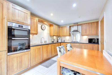 19 Bramwell Drive, Bramcote, Nottingham, NG9 3ST