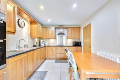 19 Bramwell Drive, Bramcote, Nottingham, NG9 3ST