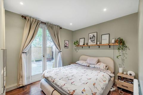 1 bedroom flat for sale, Graham Road, London W4