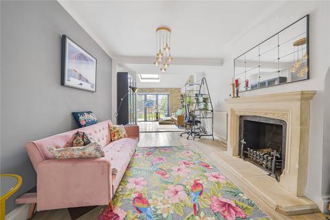 21 Beverley Way, London, SW20 0AW